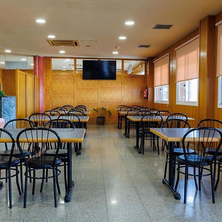Alcarraz Hotel Restaurant Casa Miquel מראה חיצוני תמונה