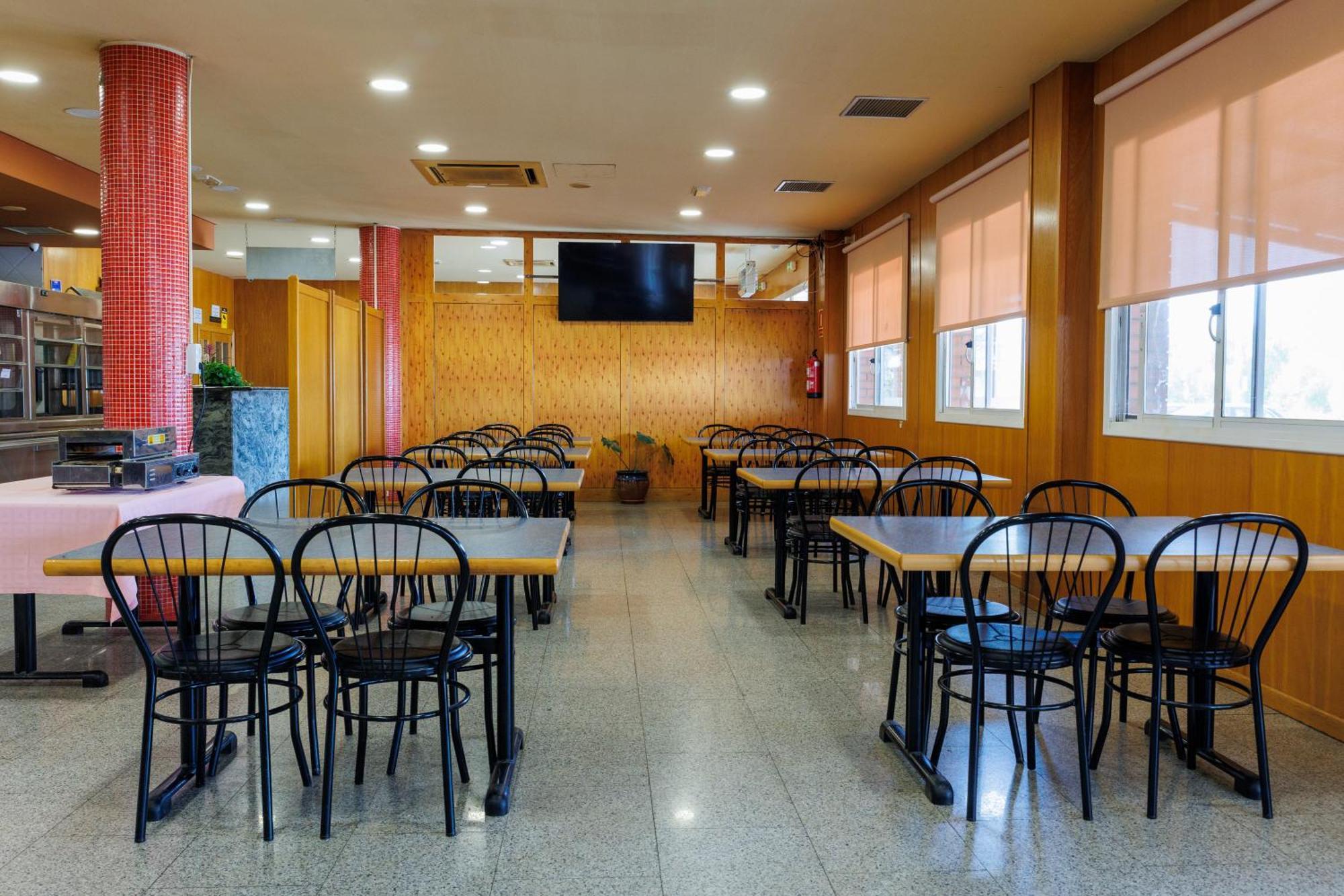 Alcarraz Hotel Restaurant Casa Miquel מראה חיצוני תמונה